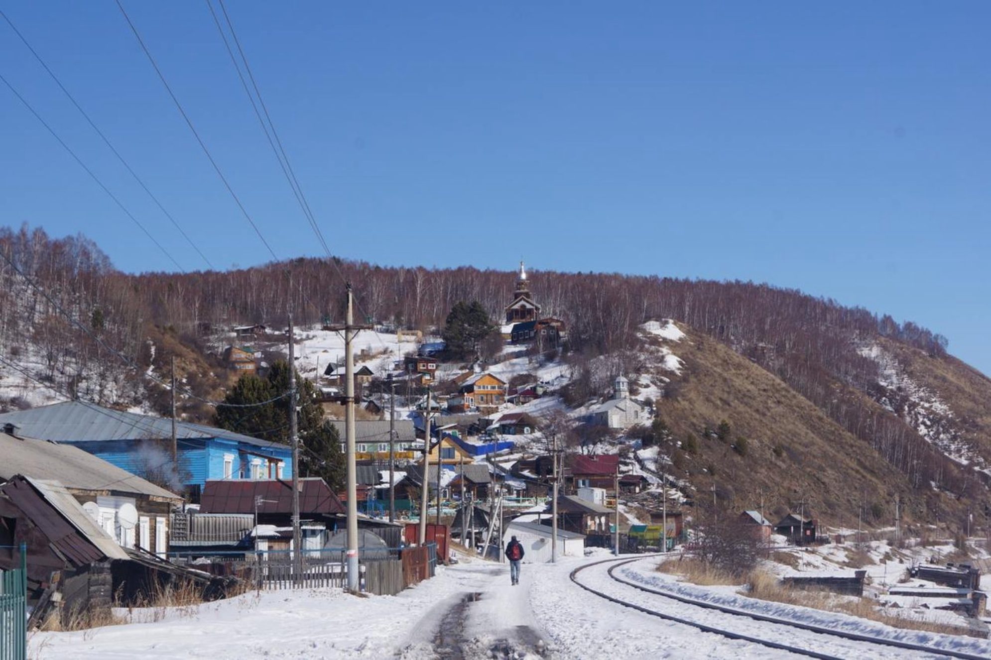 Берега у истока Ангары. Поездка на пароме. Автор фото: Марина Тихомирова