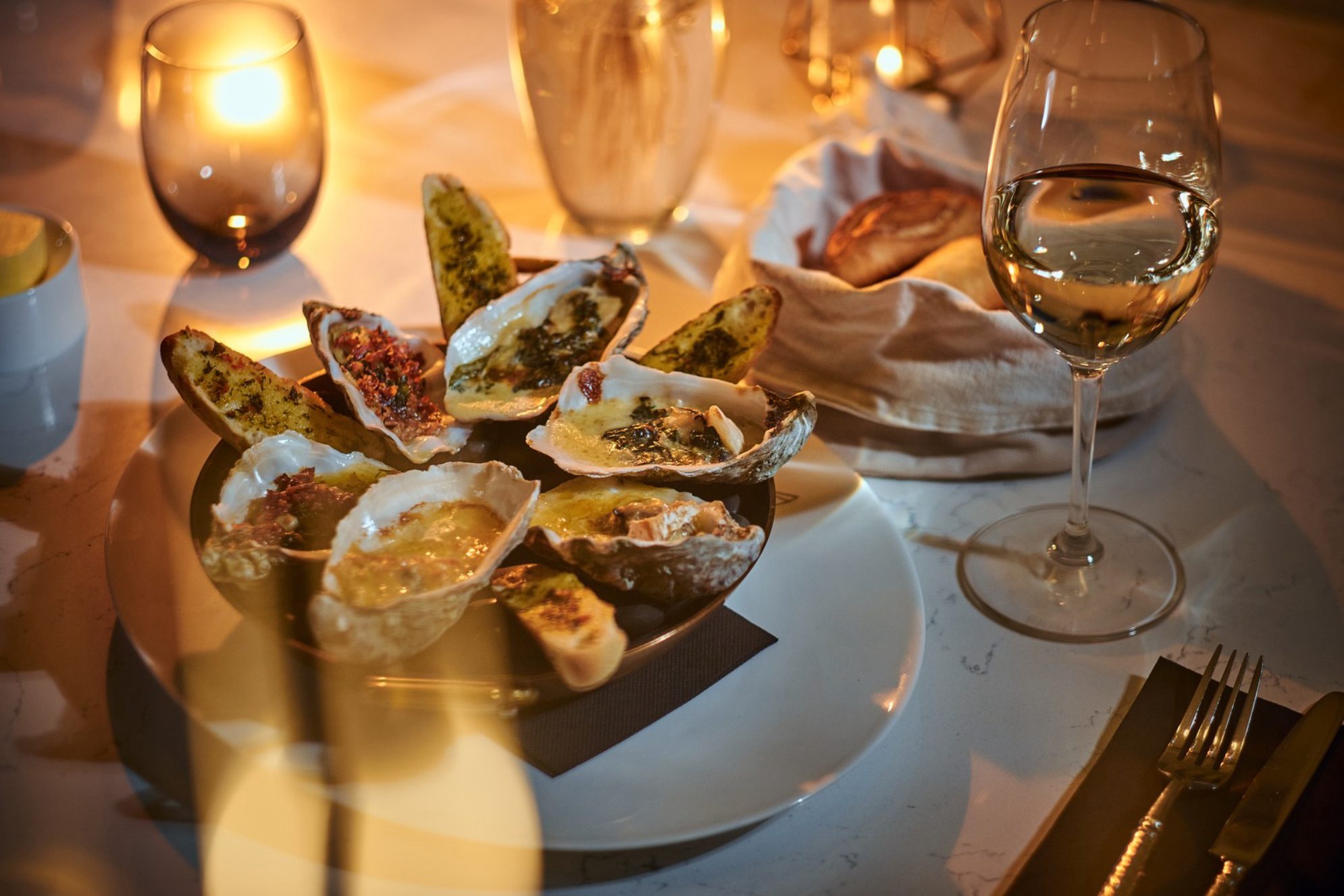 Устрицы на ужин.