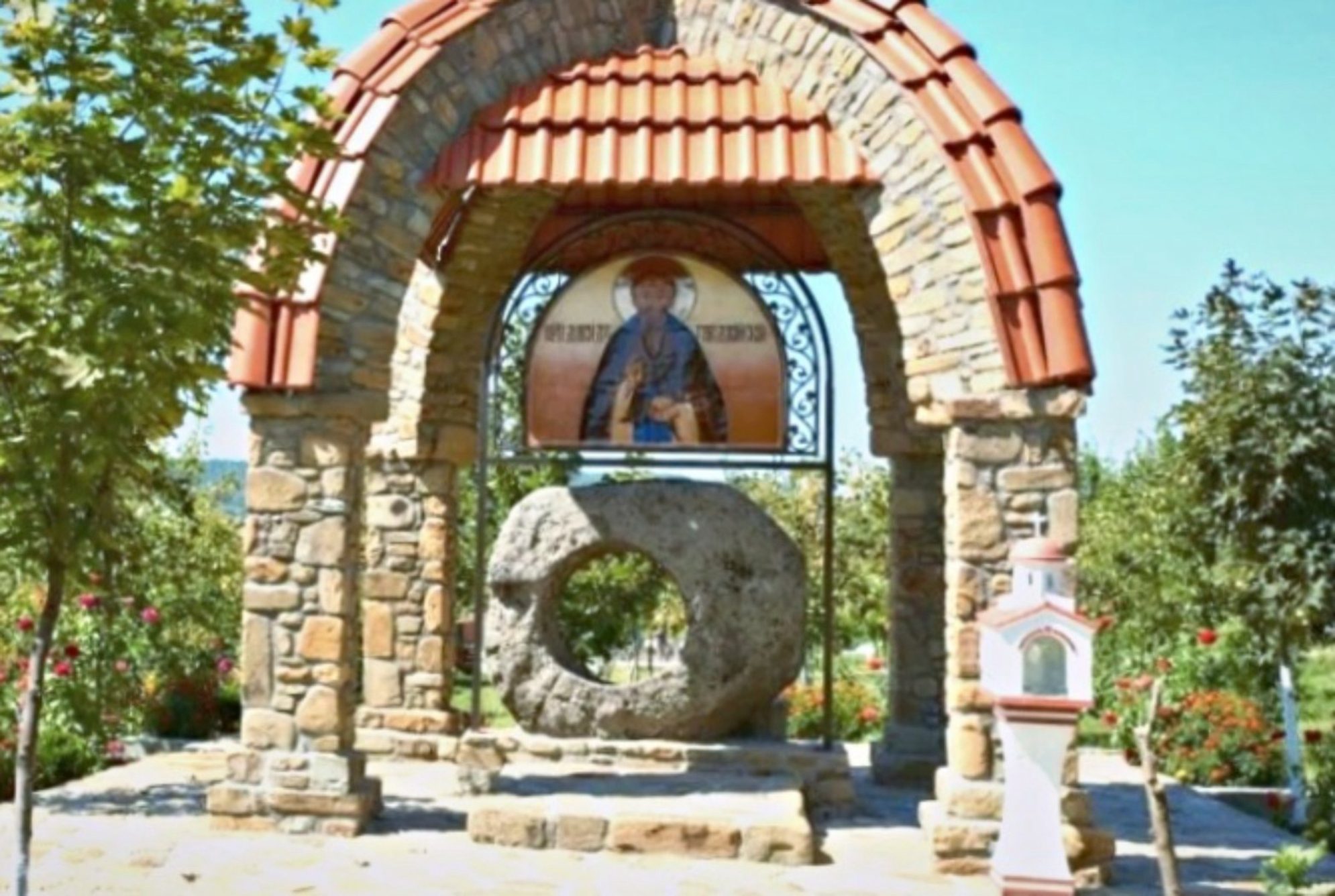 Часовня преподобного Давида Гареджийского. Автор фото: Ирина Жарикова