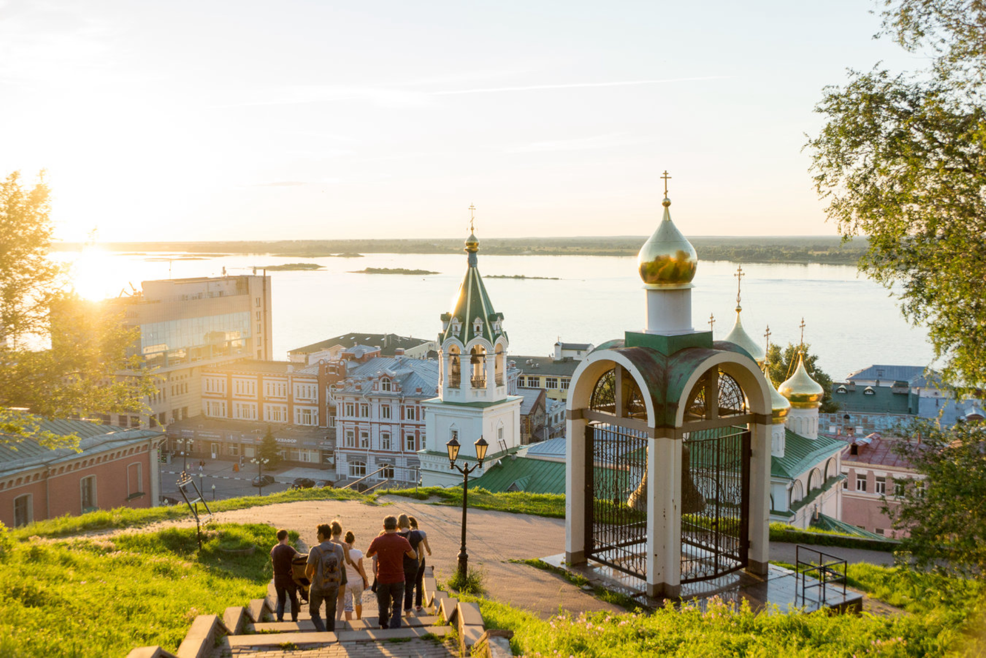 Обзорная автобусная экскурсия по Нижнему Новгороду: Откройте город за 3 часа