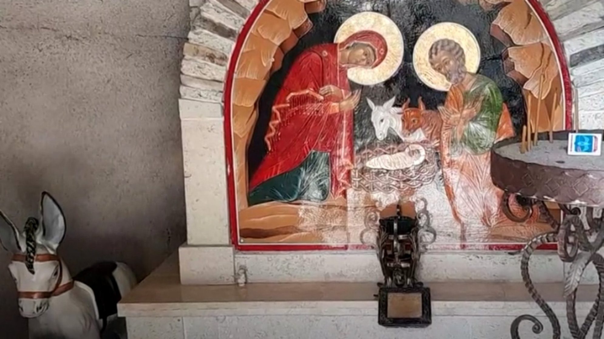 Внутри часовни рождества Христова. Автор фото: Ирина Жарикова