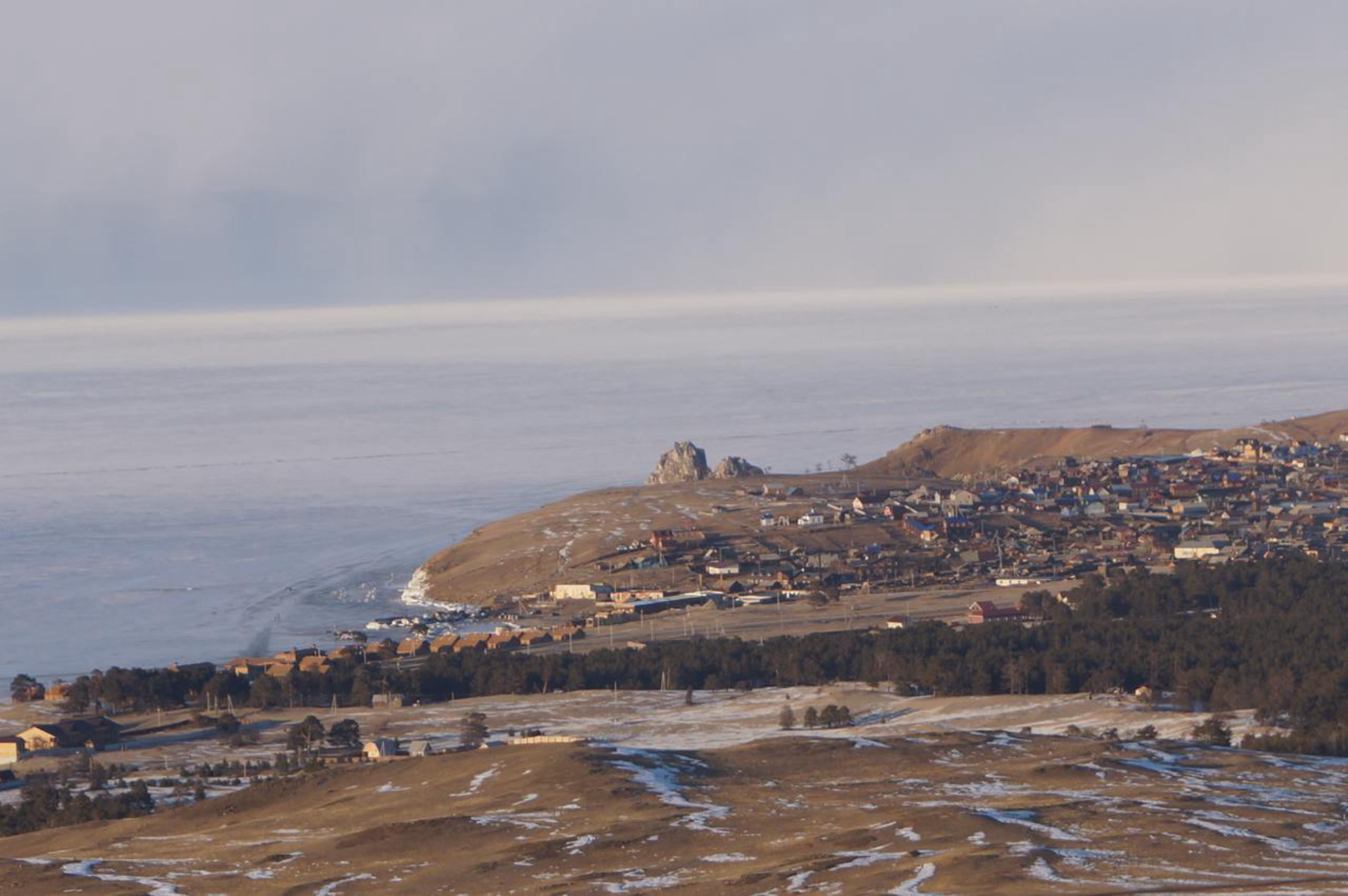 Поселок Хужир с высоты птичьего полета. Автор фото: Марина Тихомирова