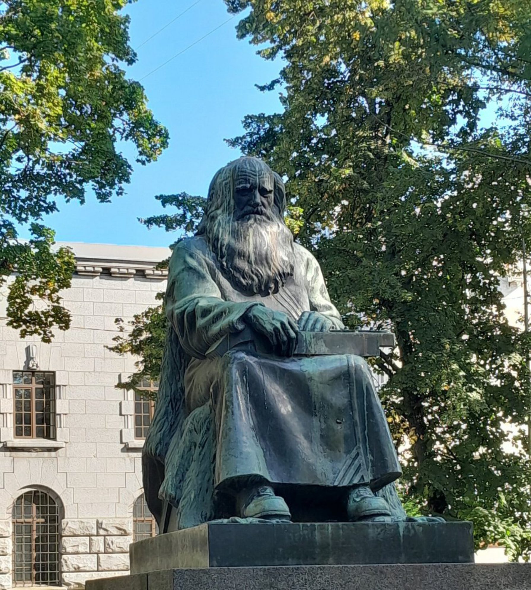 Памятник Петри Шемейкке. Автор фото: Ирина Жарикова