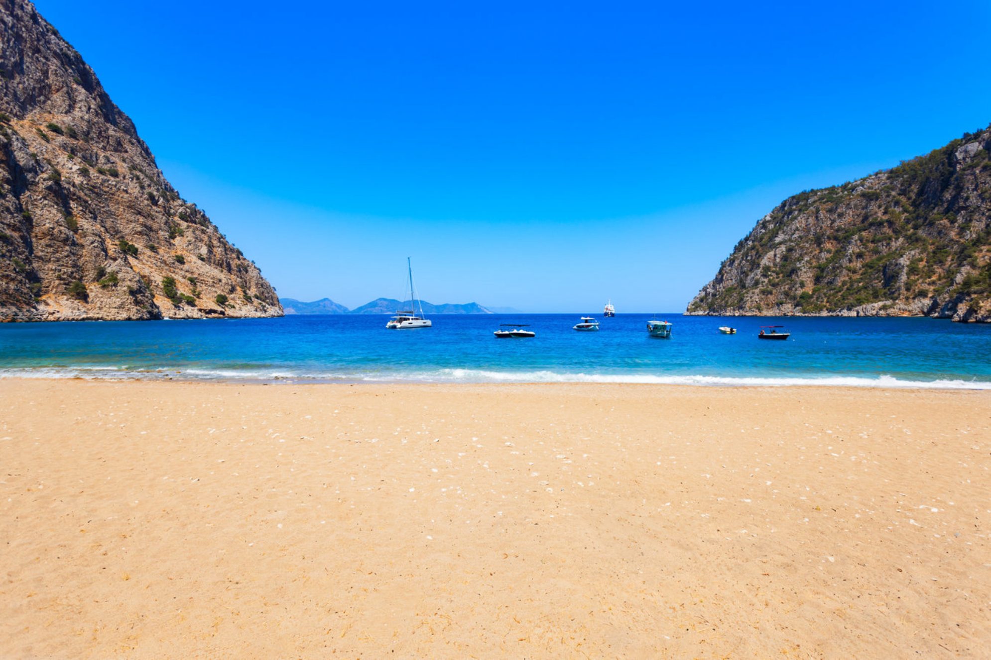 Пляж в районе Фетхие. Источник: Shutterstock