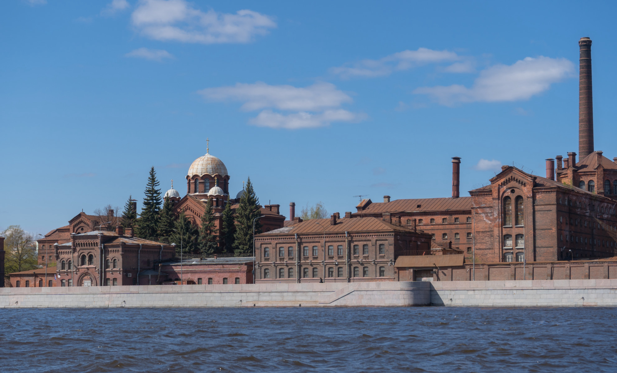 «Кресты» в Санкт-Петербурге, Россия. Источник: Shutterstock