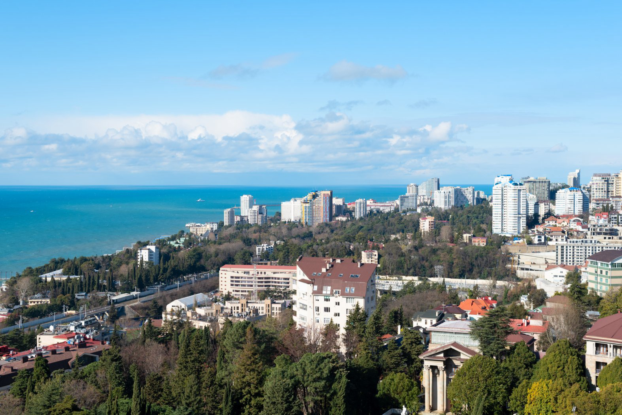 ТОП-20 смотровых площадок Сочи 2025: красивые места для фото и лучшие виды