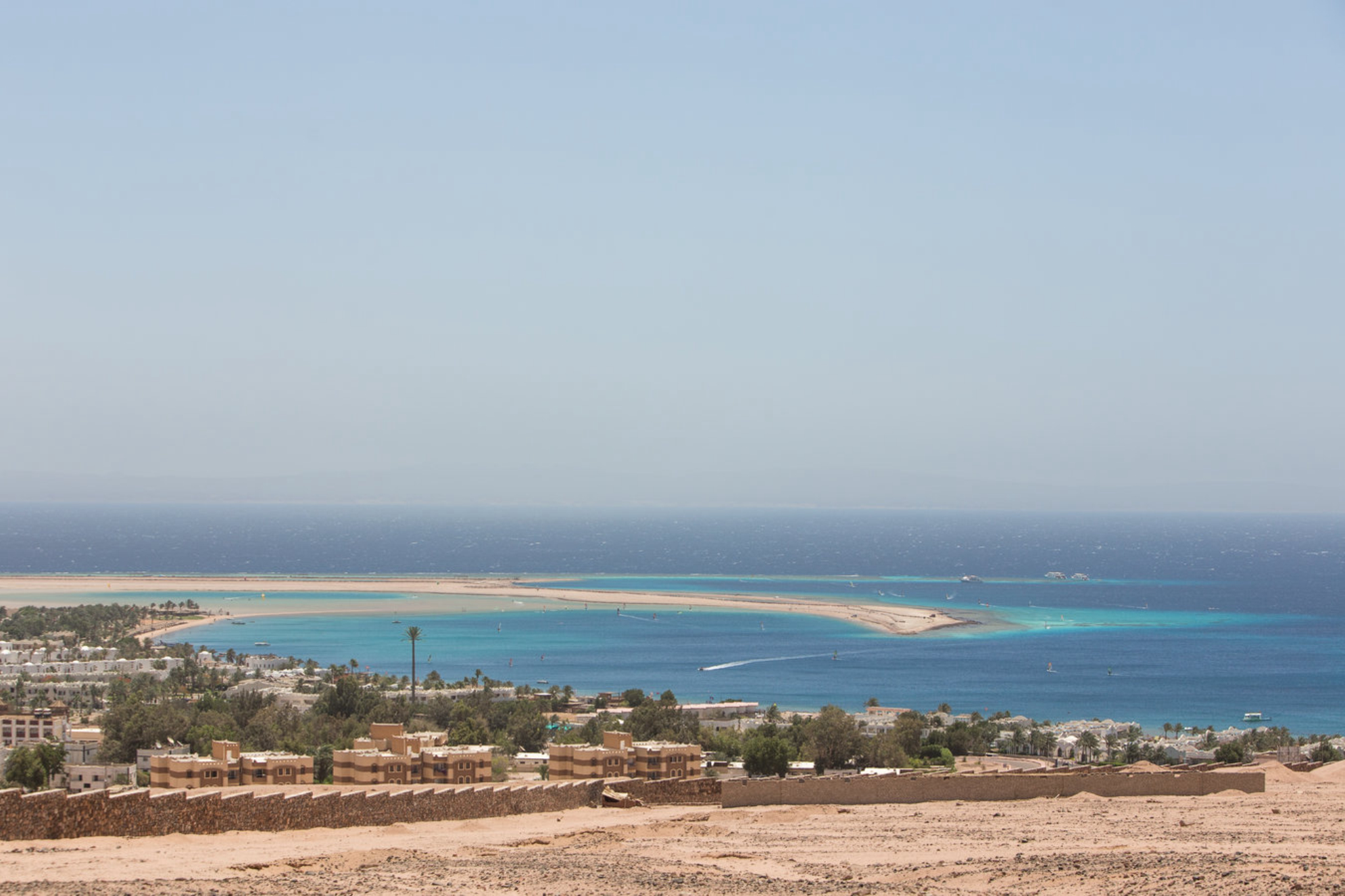 Дахаб - это небольшой городок с расслабленной атмосферой. Источник: Shutterstock