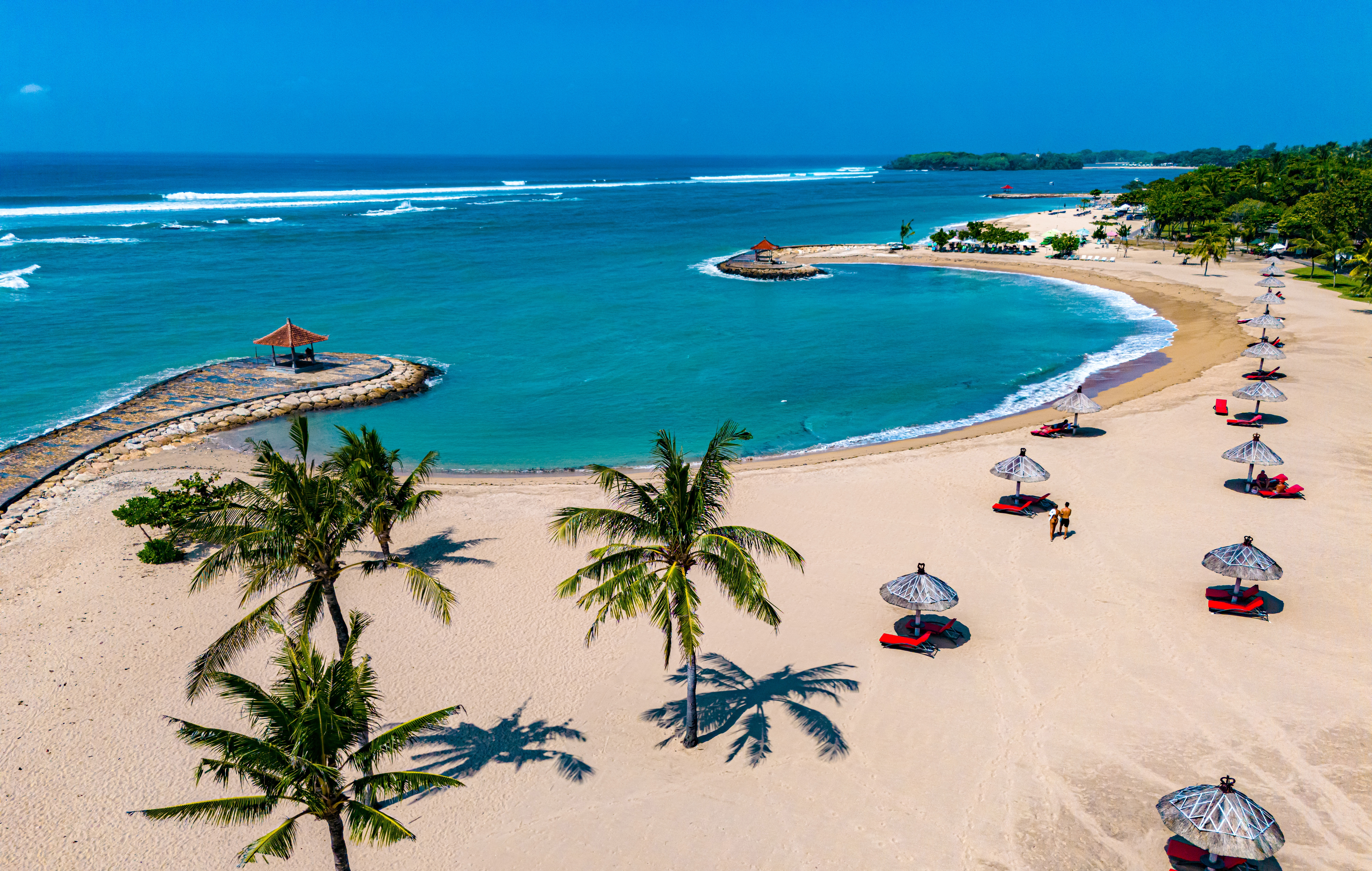 Вид курортной зоны Нуса-Дуа на юге Бали. Источник: Shutterstock