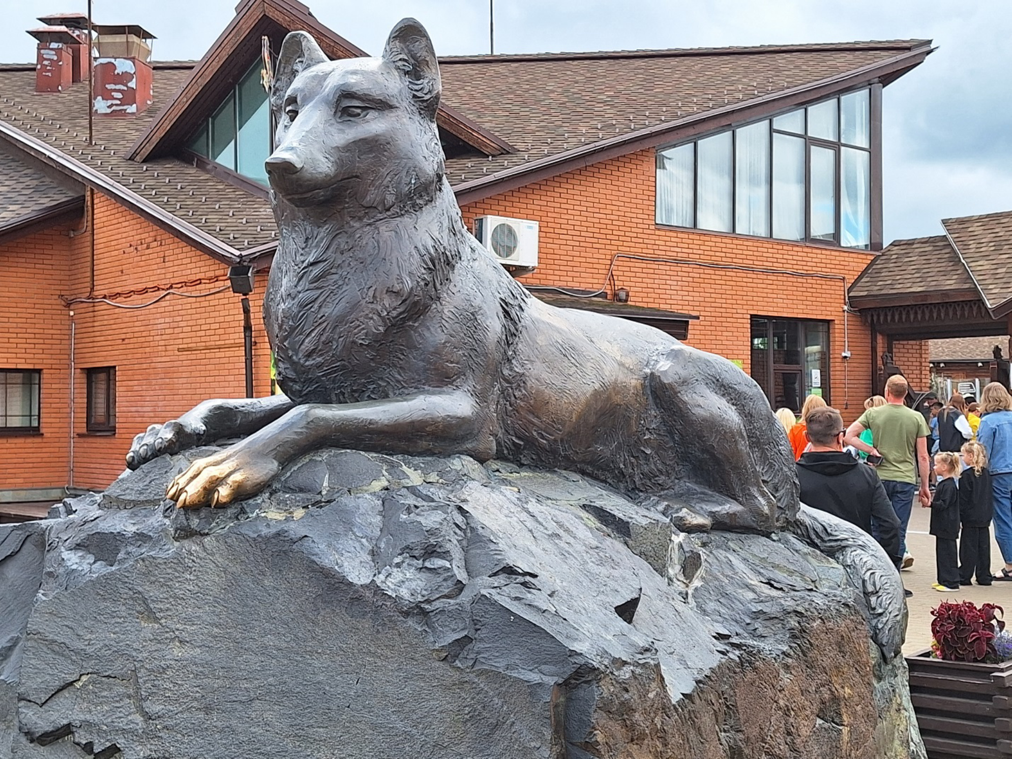 Куда в Ижевске сходить с детьми: знакомство с миром животных в зоопарке
