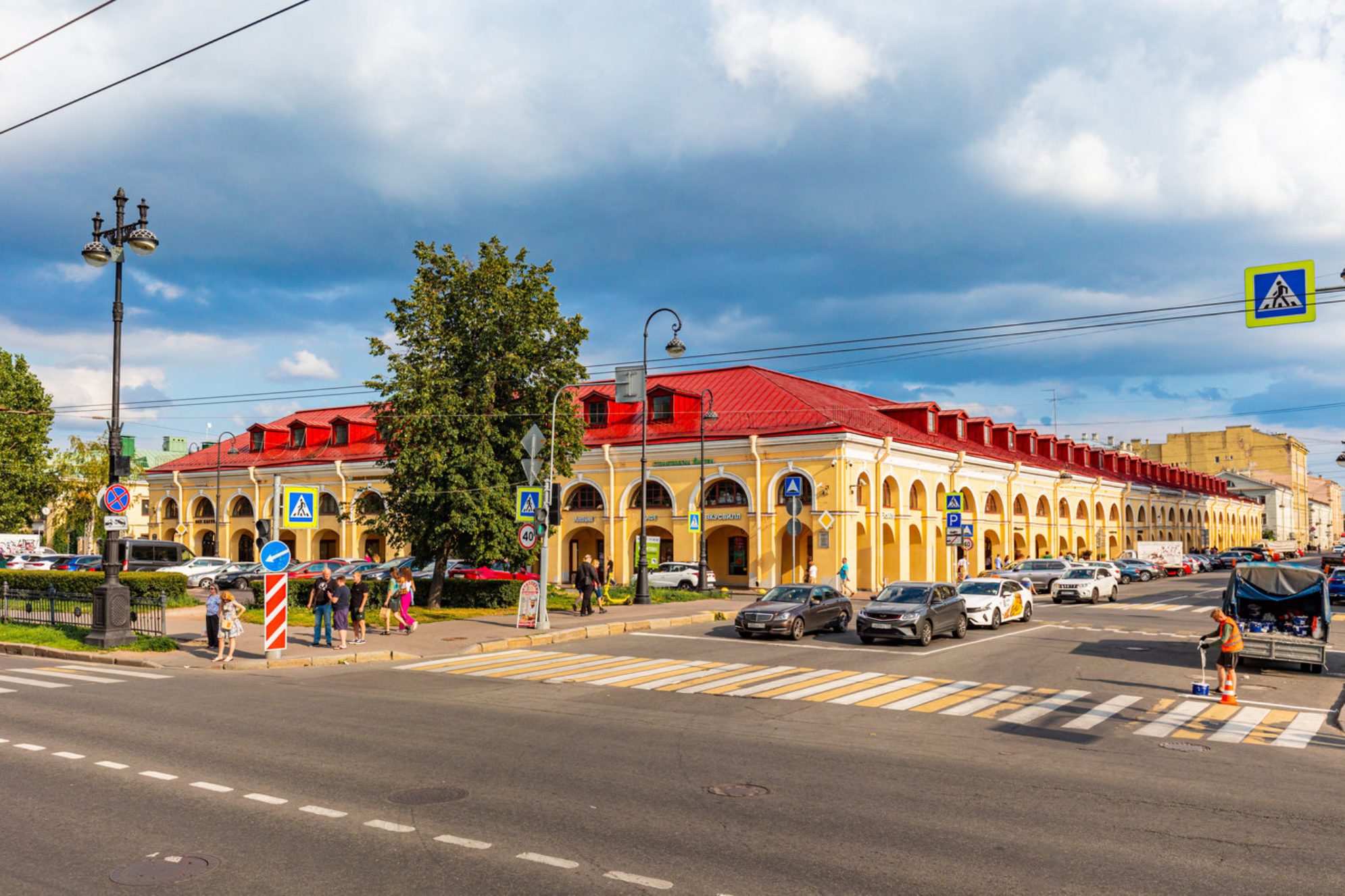 Василеостровский рынок. Источник фото: Яндекс Диск. Автор: СПб ГБУ «ГТИБ»